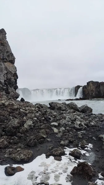 Είναι Από Τους Μεγαλύτερους Καταρράκτες Στην Ισλανδία — Φωτογραφία Αρχείου