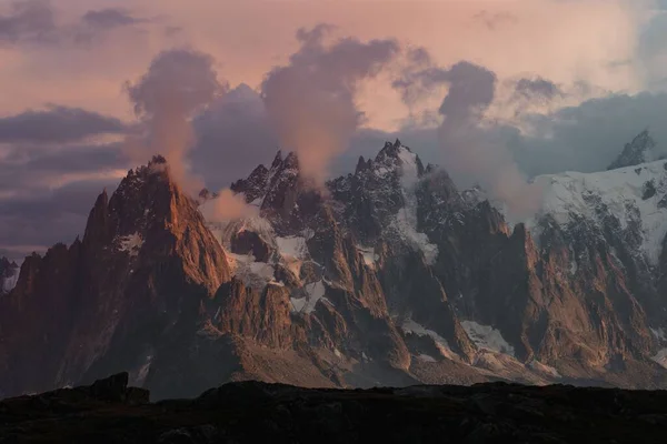 Tempat Yang Indah Saat Berkemah Mont Blanc Saat Matahari Terbenam — Stok Foto