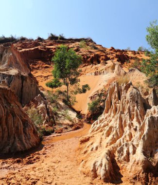 Mui Ne, Vietnam çölündeki güzel uçurumlar.