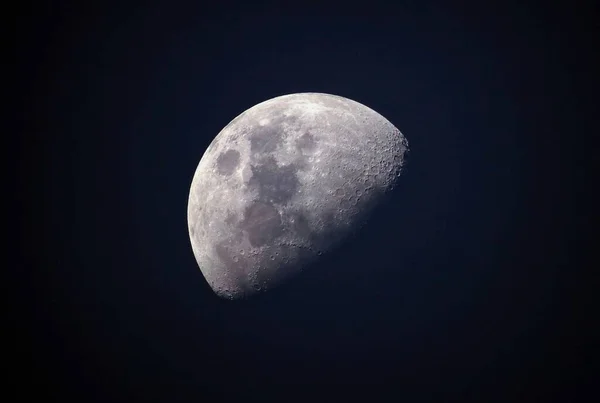 Beautiful Shot Third Quarter Moon Night Sky — Stock Photo, Image