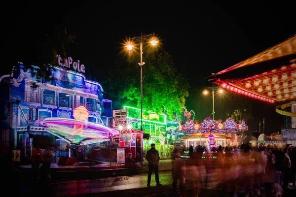 Długa Ekspozycja Świecące Podświetlane Przejażdżki Corocznych Targach Ulicznych Giles Oxford — Zdjęcie stockowe