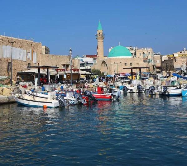 Rušné Doky Přístavu Blízkosti Mešity Sinan Basha Acre Bay Izrael — Stock fotografie