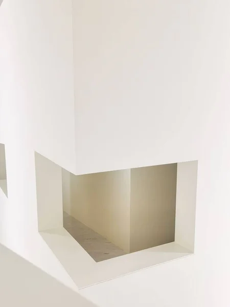 Plano Vertical Del Moderno Interior Blanco Del Museo Educación Artística —  Fotos de Stock
