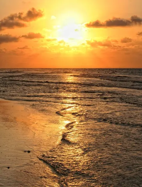 Vertikal Bild Ett Vackert Hav Vid Solnedgången Matanzas Kuba — Stockfoto