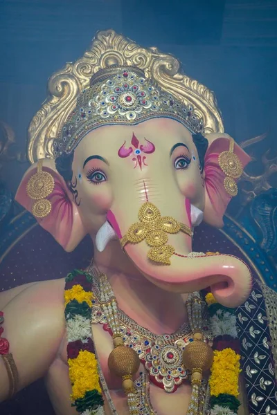 Das Idol Von Lord Ganesha Der Bei Einem Mandal Mumbai — Stockfoto