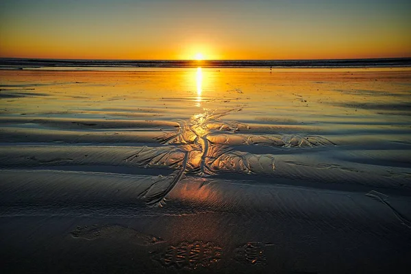 Eine Textur Aus Sand Vor Dem Hintergrund Des Sonnenuntergangs Meer — Stockfoto