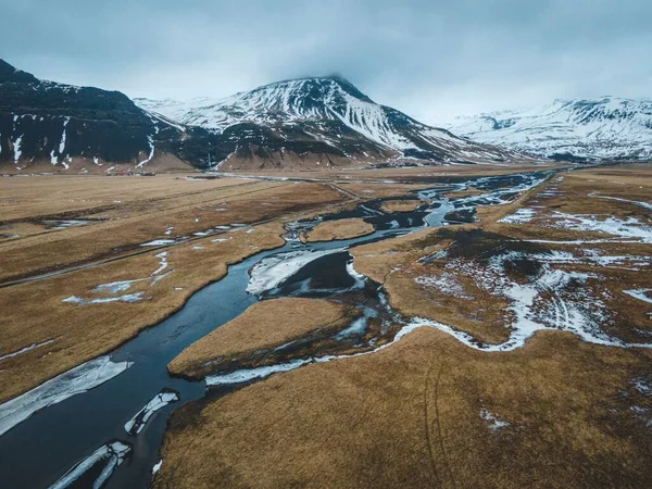 Aerial View Frozen River Open Fields Snowy Mountains Background Iceland — Stock Photo, Image