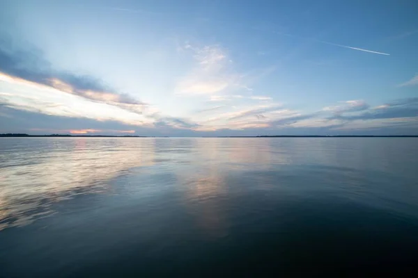Vacker Havsutsikt Vid Solnedgången — Stockfoto
