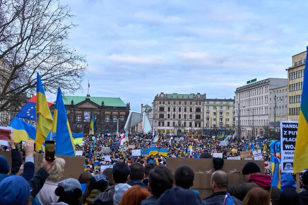 Letecký Pohled Lidi Během Protestu Proti Ukrajině Poznani — Stock fotografie