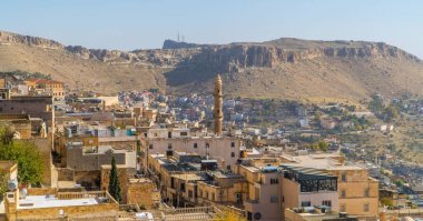 Türkiye 'deki eski Mardin kentinin panoramik bir görüntüsü