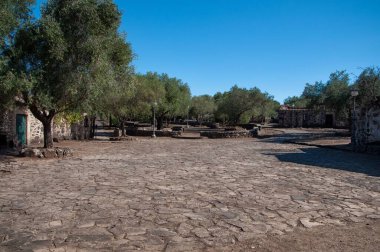 2022 yazında Arkeolojik Santuario Nuragico Santa Cristina Sardunya İtalya