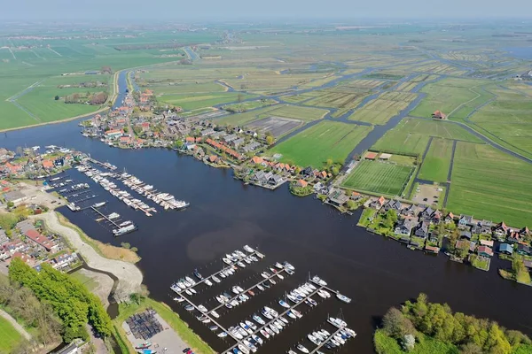 Luftaufnahme Einer Stadt Mit Hafen Ufer — Stockfoto