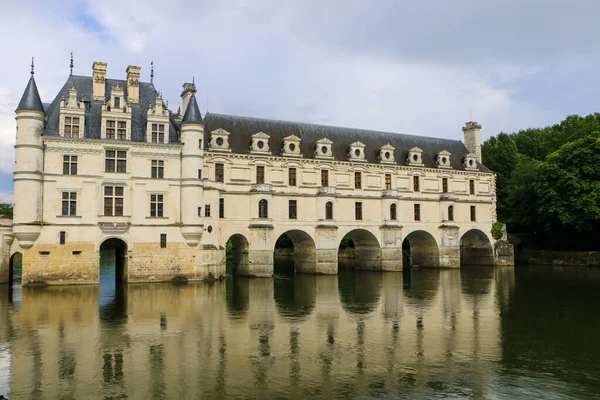 Castello Chenonceau Suo Riflesso Nel Fiume Cher Francia — Foto Stock