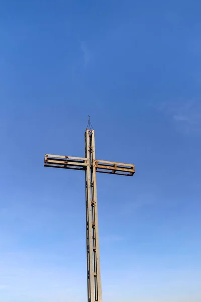 Ein Schöner Blick Auf Ein Metallisches Kreuz Himmel — Stockfoto