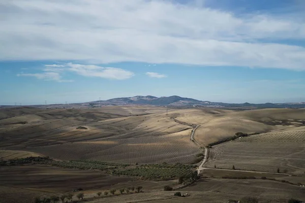 スペインのエスペラにある美しい山々の空の景色 — ストック写真