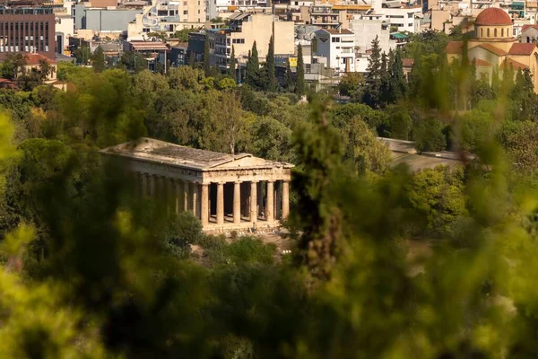 Aerial Shot Temple Hephaestus Athens Seen Lush Trees — Stock Photo, Image