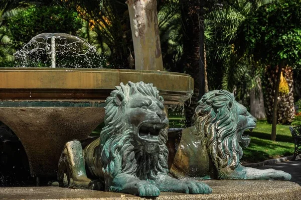 スペインのプエルトラーノにあるライオンズの噴水 — ストック写真