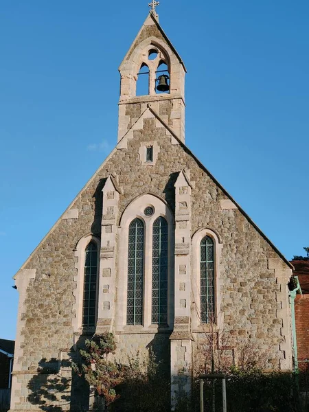 基督教堂和教堂的立面照片 奈伊尔西 — 图库照片