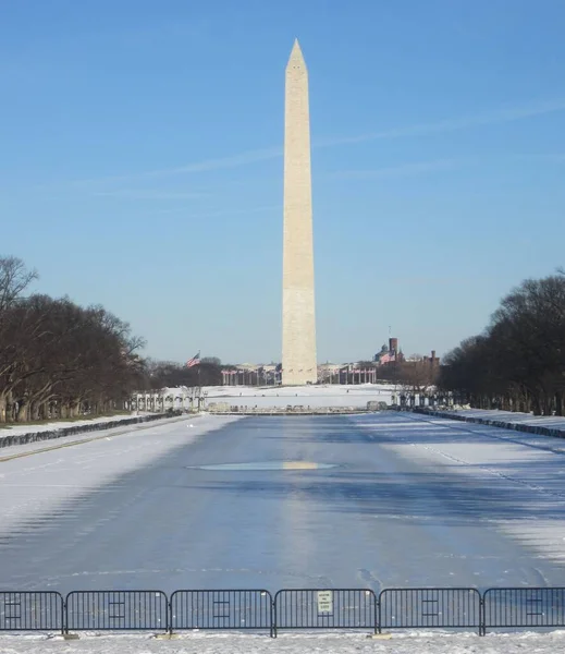 冬季华盛顿纪念碑的观景 — 图库照片