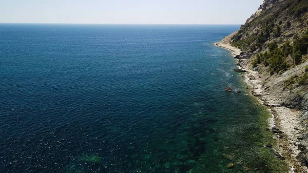 Letecký Dron Pořízený Modrým Mořem Městě Monterosso Mare Spezia Itálie — Stock fotografie