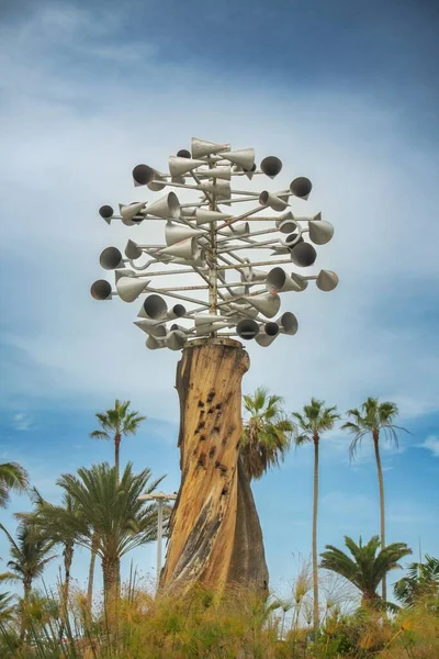 Plano Vertical Una Escultura Viento Cesar Manrique Puerto Cruz España —  Fotos de Stock