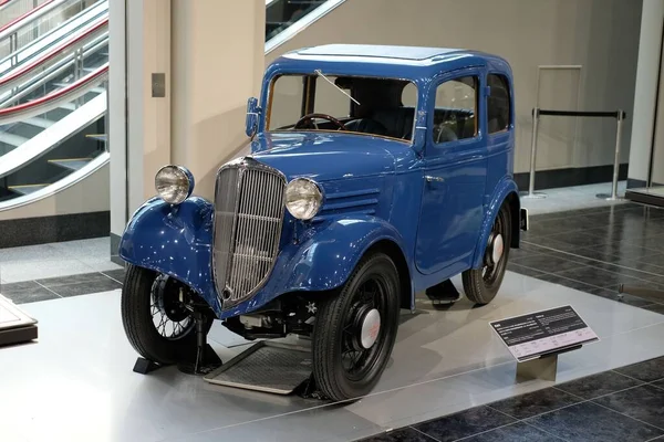 Les Voitures Anciennes Classiques Monde Sont Collectées Toyota Motor Museum — Photo