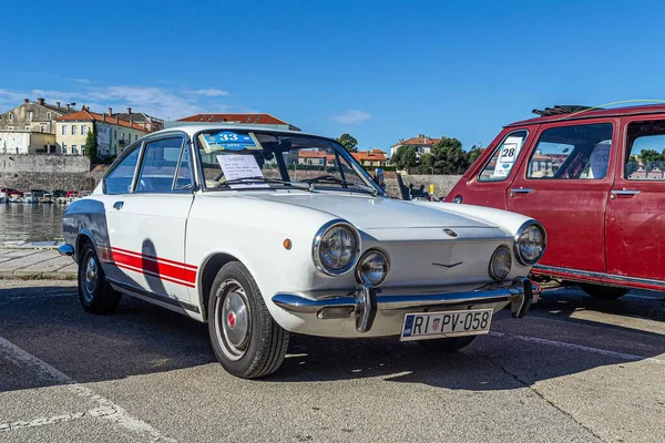 Ancien Millésime Coupé Sport Fiat 850 Italien 1968 Plein Air — Photo
