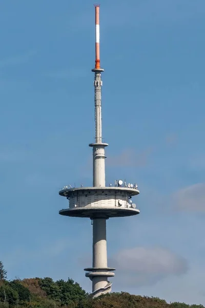 Jakobsberg Telekomünikasyon Kulesi Nin Dikey Silueti — Stok fotoğraf