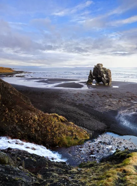 冰岛海滩岩石形成的航拍图 — 图库照片