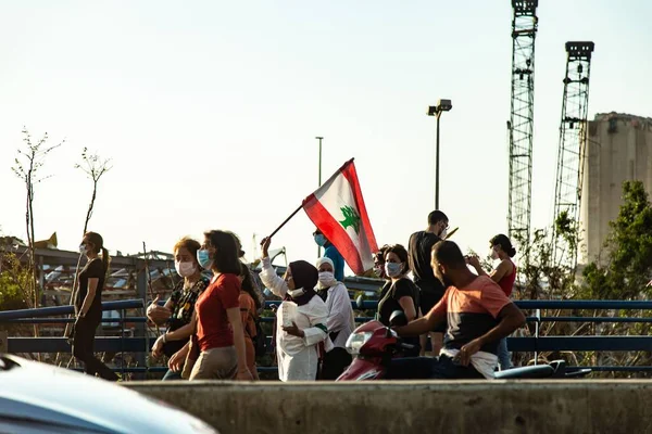 Protestujący Podczas Pierwszej Rocznicy Wybuchu Portu Bejrucie 2020 — Zdjęcie stockowe