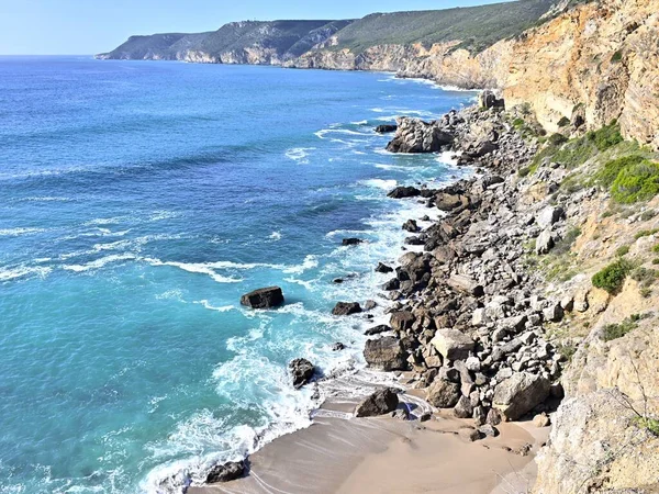 Imponenti Scogliere Capo Espichel Sulla Costa Dell Oceano Atlantico Portogallo — Foto Stock