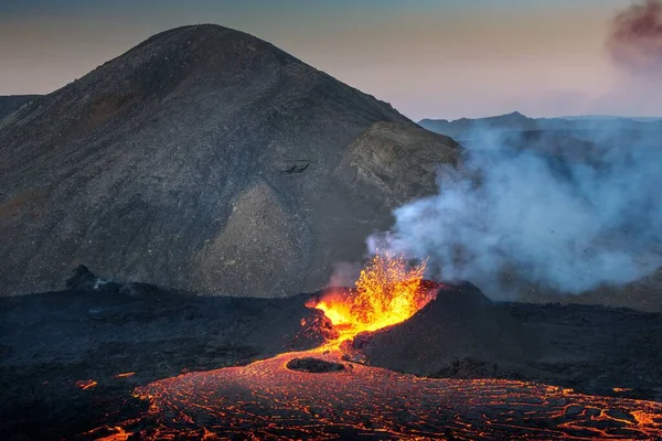 冰岛正在喷发的Fagradalsfjall火山景观 — 图库照片