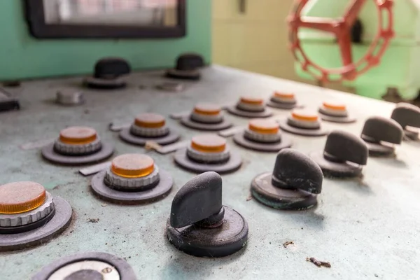 Selective Focus Shot Old Dusted Control Panel Manual Knobs — Stock Photo, Image