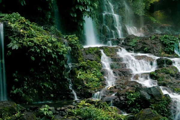 Ландшафтный Вид Водопады Ломбок — стоковое фото