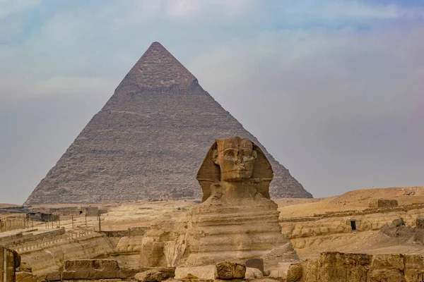 Ein Blick Auf Die Große Pyramide Und Sphinx Von Gizeh — Stockfoto
