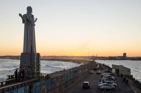 Plan Aérien Voitures Garées Devant Statue San Salvador Mar Del — Photo