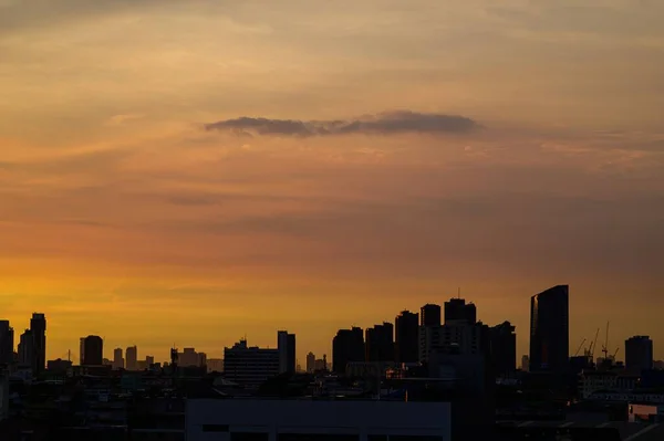 Günbatımında Modern Binaların Havadan Görünüşü — Stok fotoğraf
