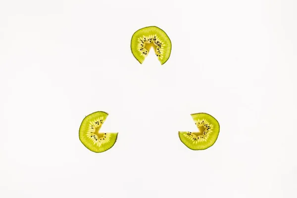 Ley Del Cierre Ilusión Triangular Con Fruta Kiwi Aislada Sobre — Foto de Stock