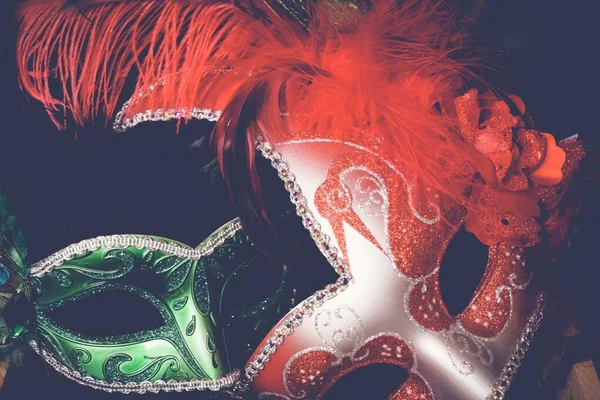 Máscaras Coloridas Con Plumas Para Mardi Gras Nueva Orleans —  Fotos de Stock