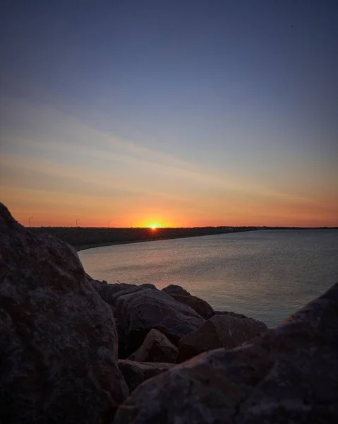 Eine Vertikale Aufnahme Des Sonnenuntergangs Riverdale North Dakota — Stockfoto