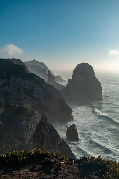 Vertical Shot Waves Hitting Cliffs Lighthouse Miradouro Praia Caneiro Sintra — Stock Photo, Image