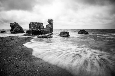 Liepaja, Letonya 'daki Kuzey Kalesi' nin kalıntıları gri tonda uzun süre korunuyor.