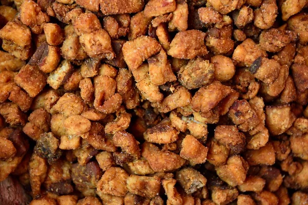 Close Fried Salty Boar Pork Greaves Cut Pieces — Stok Foto