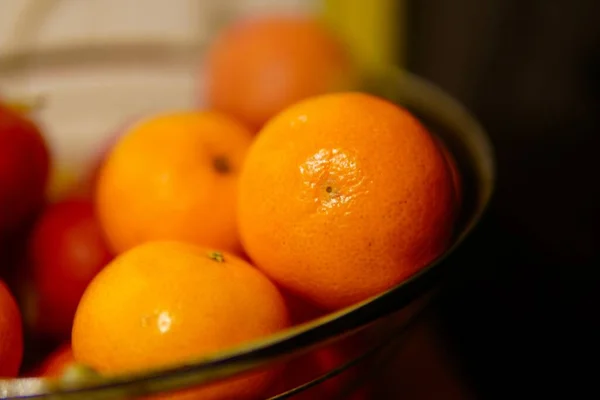 Primer Plano Naranjas Frescas Maduras Tazón —  Fotos de Stock