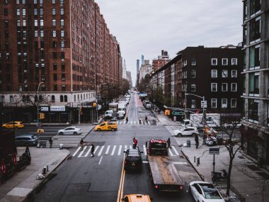 New York sokaklarında güzel bir bina görüntüsü