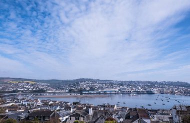 Teignmouth kasabasının İngiltere Devon 'da, Teign nehrinin sınırında çekilmiş bir fotoğrafı.