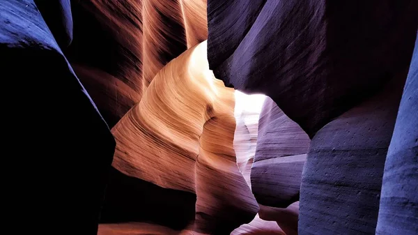 Una Hermosa Toma Rocas Coloridas Antelope Canyon Utah — Foto de Stock