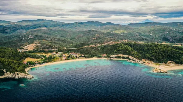 Eine Luftaufnahme Des Blauen Meeres Und Der Küste — Stockfoto
