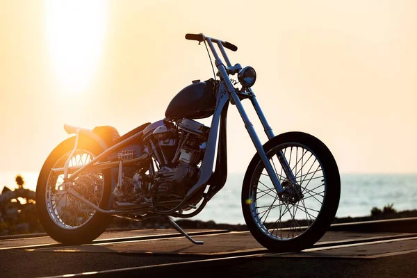 Harley Davidson Panhead Закате — стоковое фото