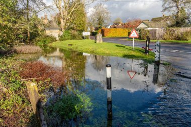 Ford Tarrant Nehri 'ni geçiyor Tarrant Monkton ve Tarrant Launceston arasında Dorset, İngiltere' de